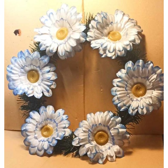 Coronita din brad cu flori artificiale, gerbere 13 cm,  diferite culori