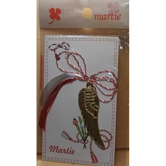 Martisoare cu charm aripi. Pretul se refera la o bucata.