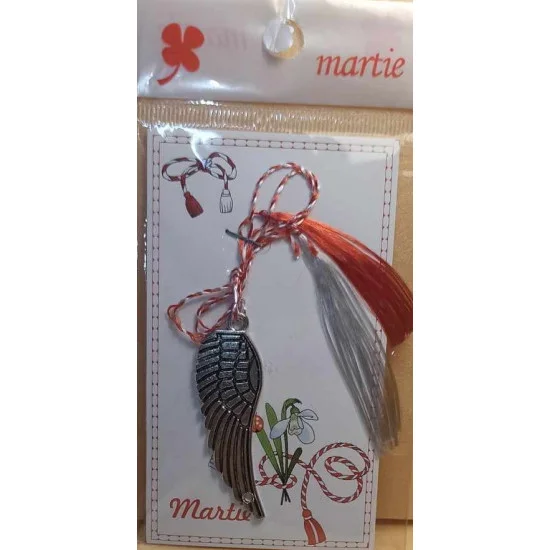Martisoare cu charm aripi. Pretul se refera la o bucata.