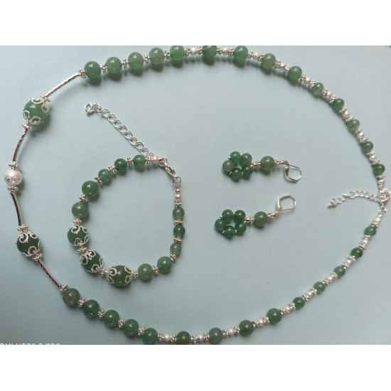 SET COLIER-CERCEI-BRATARA Set bijuterie din pietre semipretioase aventurin verde.
