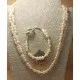 Set: colier--bratara dubla. Colier si  bratara , din margele acril si sticla cu accesorii placate cu argint cu inchizatoare toggle argint tibetan.